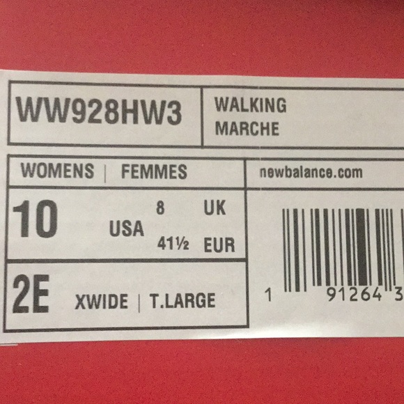 White new balanced Velcro shoes worn very little - Picture 2 of 4